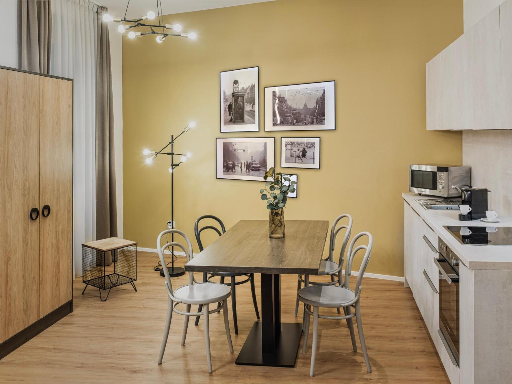 Vn48 Suites By Adrez Πράγα Εξωτερικό φωτογραφία